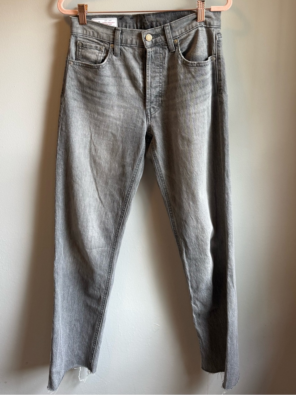 Women’s Gap Cheeky Straight High Rise Jeans Gray 27 (US 4 S) Raw Hem